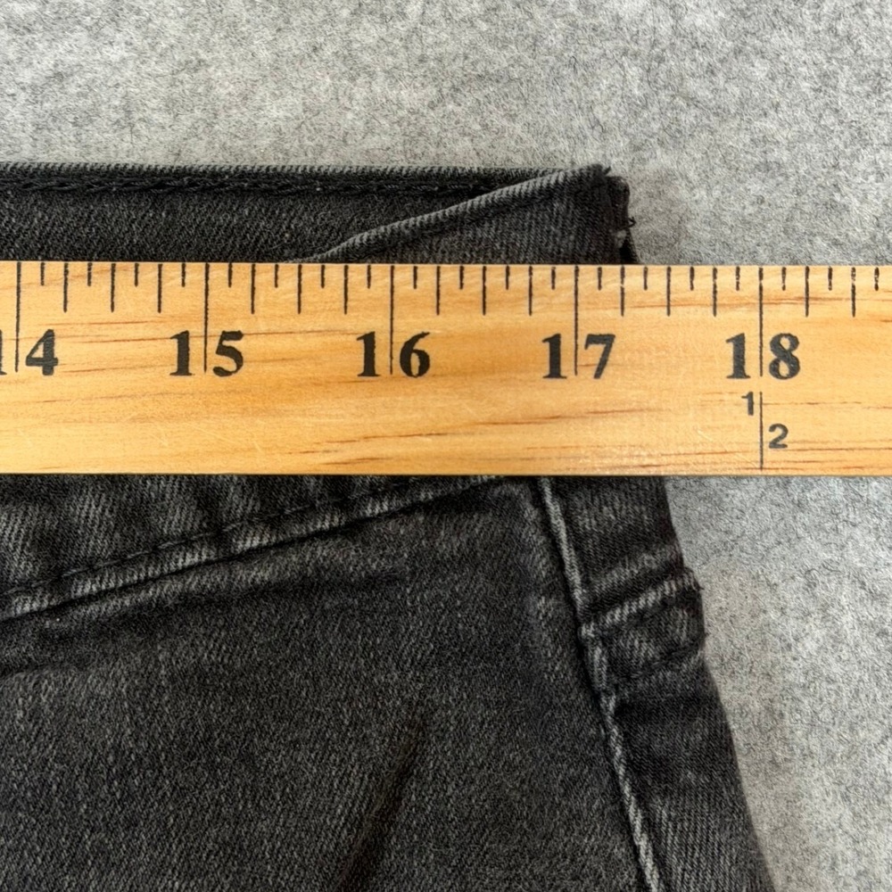 Levi's 505 Regular Fit Men's Black Jeans Size 34x28 Straight Leg Faded Denim - Picture 6 of 10